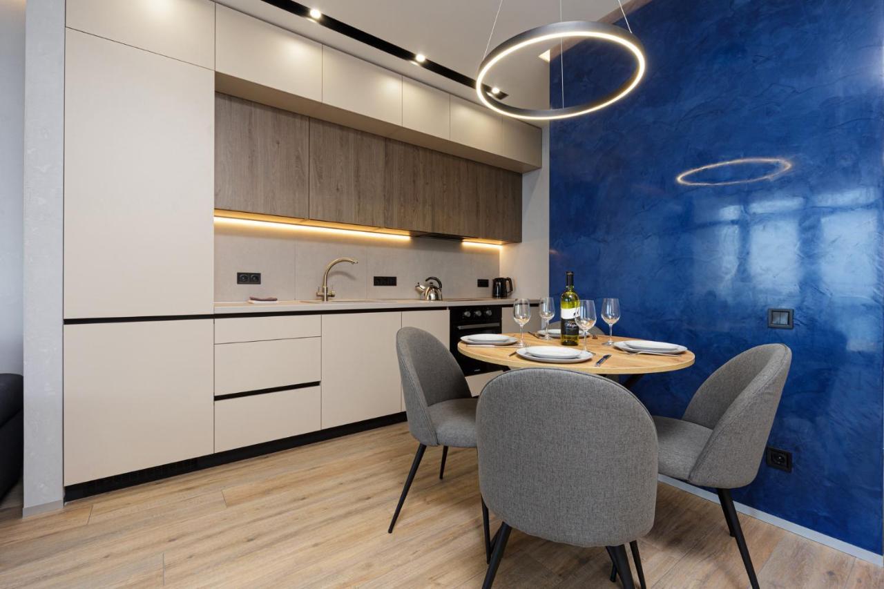 Level 24 - Sea & Sky View Apartment โอเดสซา ภายนอก รูปภาพ